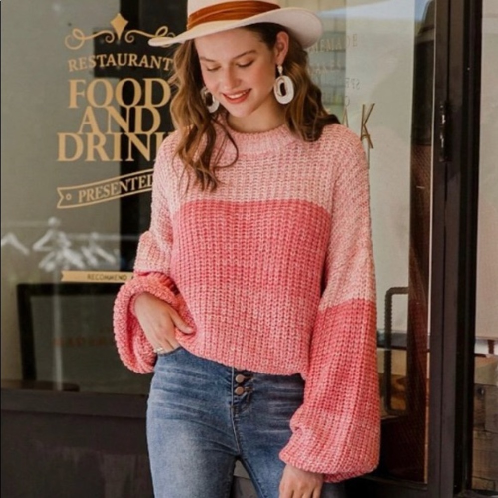 🆕♥️ Two Tone Pink Sweater